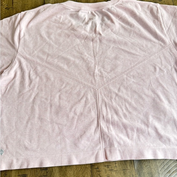 All in Motion Pink Boxy Crop T-Shirt NWOT - Picture 7 of 9